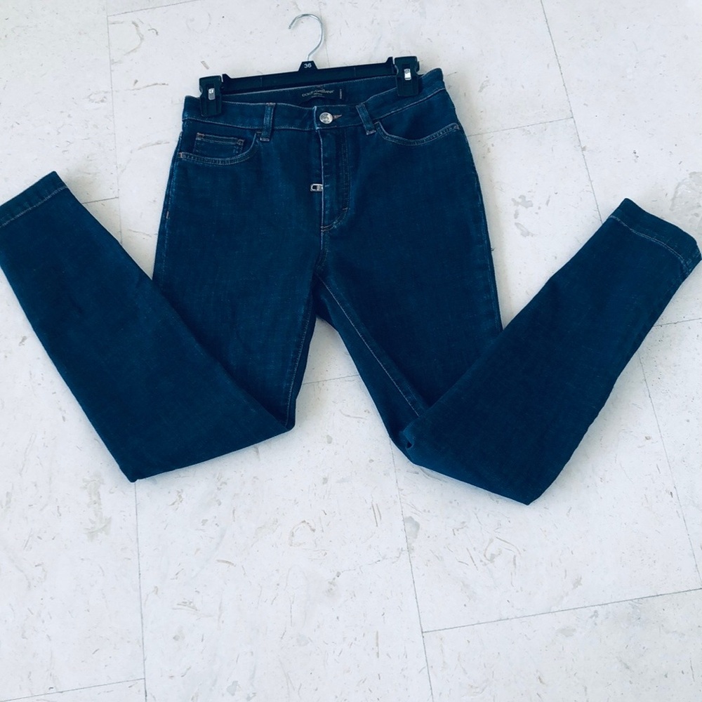 Dolce & Gabbana Audrey Queen Slim Ankle Jeans in Blue Denim with Patch - Picture 5 of 14